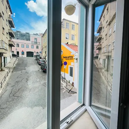 Apartment Brandnew Designer's 2-bed 1011d *