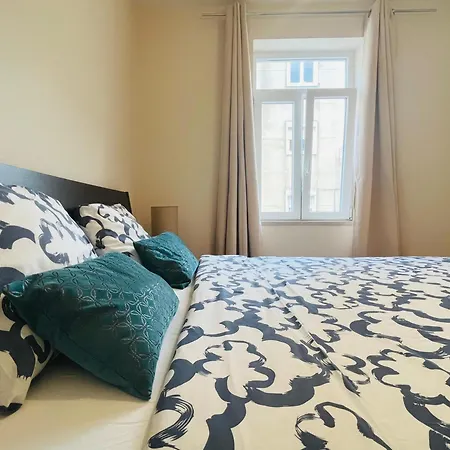 Brandnew Designer's 2-bed 1011d Lisbon